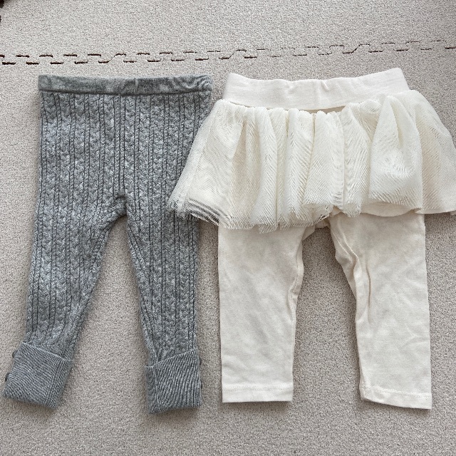 babyGAP(ベビーギャップ)のBABY GAP レギンス2枚セット キッズ/ベビー/マタニティのベビー服(~85cm)(その他)の商品写真