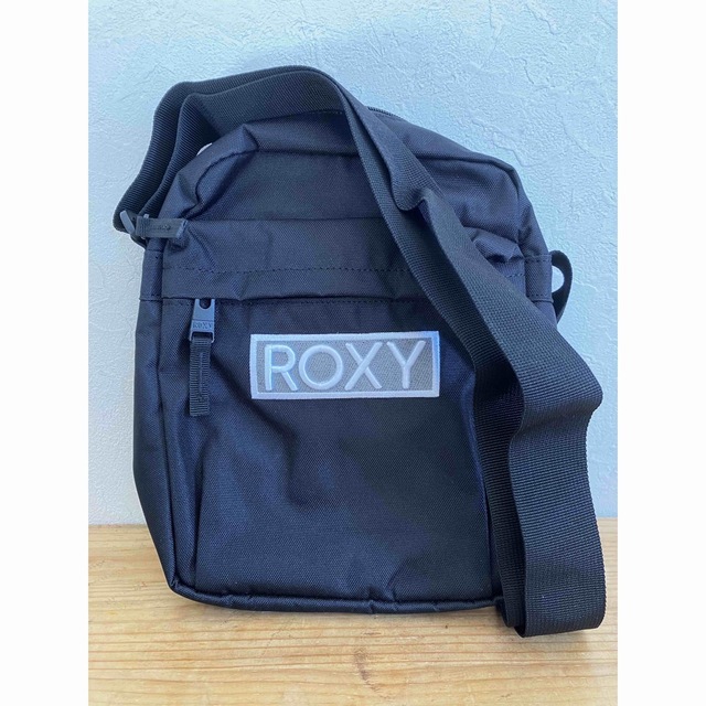 Roxy(ロキシー)のROXY ショルダー　バッグ　新品　タグ付　 レディースのバッグ(ショルダーバッグ)の商品写真