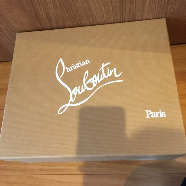 Christian Louboutin(クリスチャンルブタン)のクリスチャンルブタン　スタッズ付き　サンダル　秋でもばっちり使える　美品です レディースの靴/シューズ(ハイヒール/パンプス)の商品写真