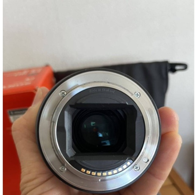 SONY(ソニー)の中古ソニー FE 90mm F2.8 Macro G OSS SEL90M28G スマホ/家電/カメラのカメラ(ミラーレス一眼)の商品写真