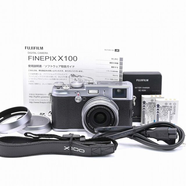 富士フイルム - FUJIFILM X100 シルバーの通販 by Flagship 富士フイルム - FUJIFILM X100 シルバーの通販 by Flagship