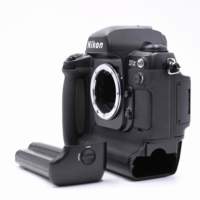 Nikon D1X ボディ