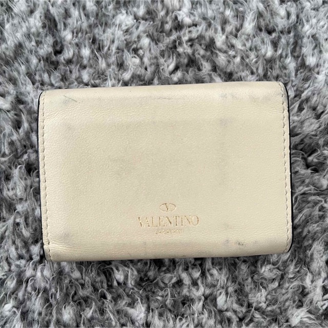 VALENTINO(ヴァレンティノ)のヴァレンティノ　ミニ財布 レディースのファッション小物(財布)の商品写真