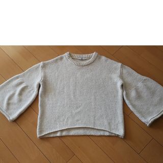 ザラ(ZARA)のZARA ホワイト 白 ニット セーター オーバーサイズ(ニット/セーター)