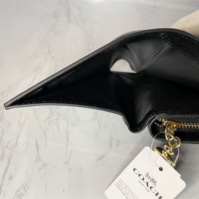 【新品-未使用】COACH バスキア コラボ 二つ折り財布 ブラック
