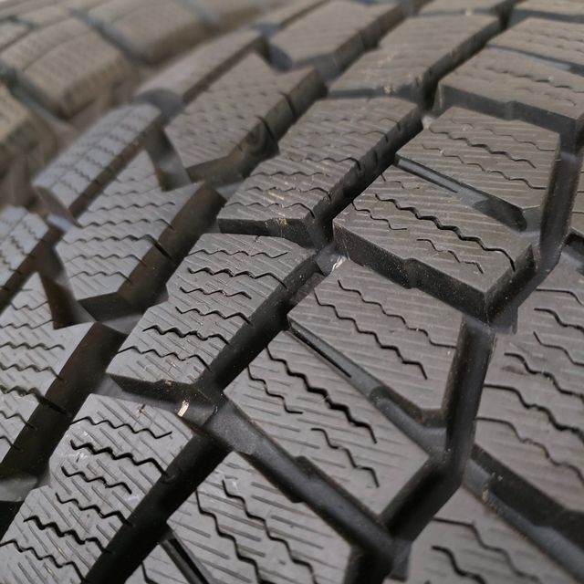 DUNLOP 185/60R15 84Q ウインターマックス YWH047