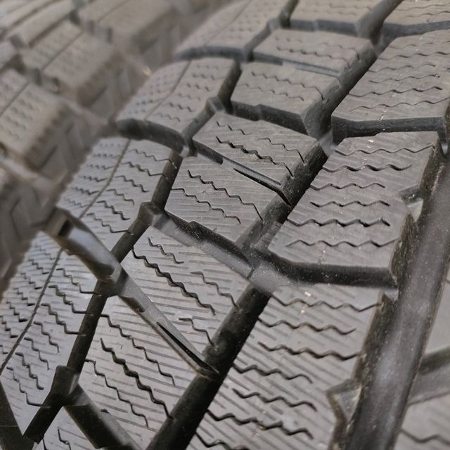 DUNLOP 185/60R15 84Q ウインターマックス YWH047