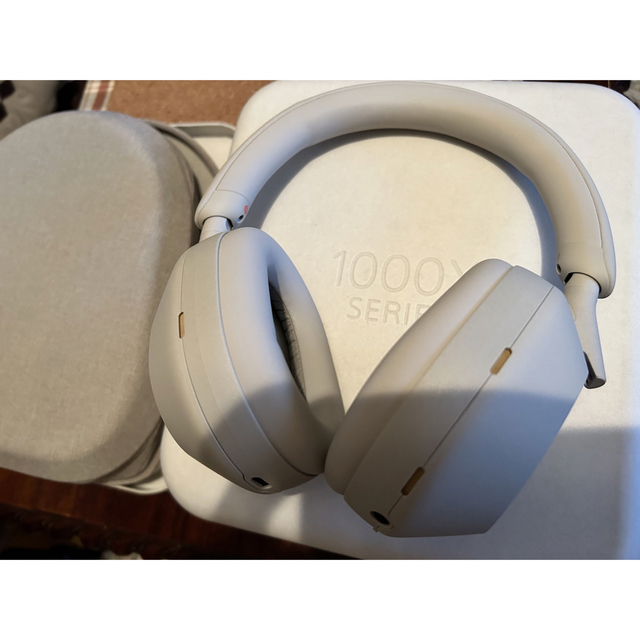 SONY WH-1000XM5(S) SILVER ヘッドホン