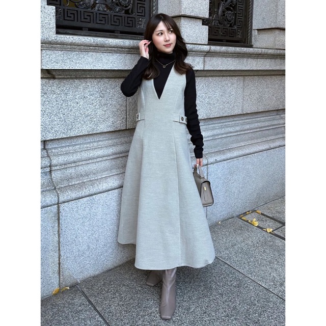 未使用　V neck side button jumper skirt