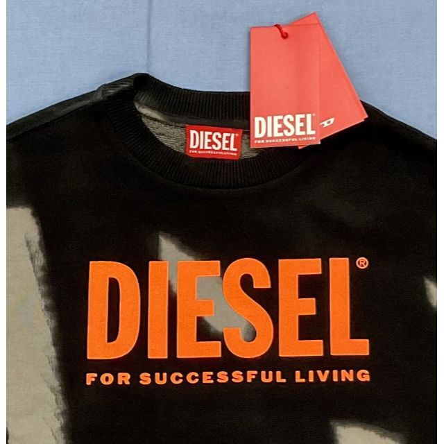 DIESEL(ディーゼル)のディーゼル　キッズ　トレーナー 1222　サイズ14Y　ロゴ　新品　J00834 キッズ/ベビー/マタニティのキッズ服男の子用(90cm~)(Tシャツ/カットソー)の商品写真