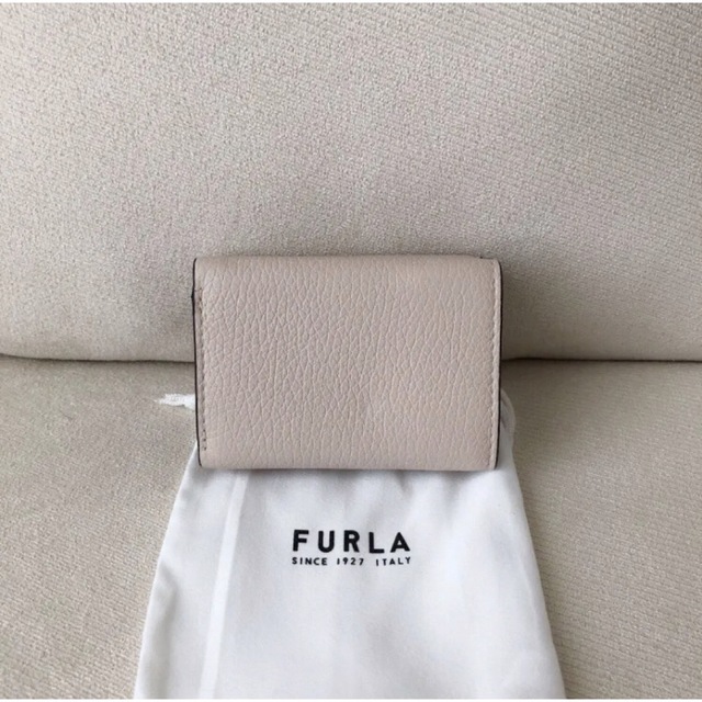 Furla(フルラ)の専用　FURLA バビロン 三つ折り財布 トライフォールドウォレット ベージュ レディースのファッション小物(財布)の商品写真