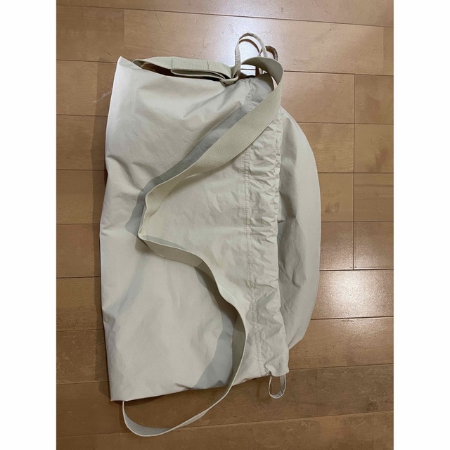 UNIQLO(ユニクロ)の【新品未使用】ドローストリングショルダーバッグ　ユニクロ メンズのバッグ(ショルダーバッグ)の商品写真