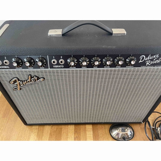 Fender(フェンダー)のニーキー様専用。Fender 65 Deluxe Reverb 美品！ 楽器のギター(ギターアンプ)の商品写真