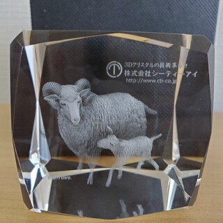 3Dクリスタルガラス 羊 レーザー彫刻 ペーパーウエイト 置物 化粧 ...