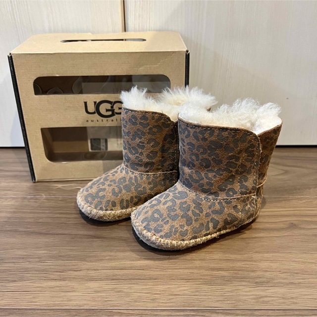 UGG   ムートンブーツ  レオパード