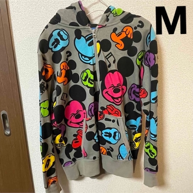 新品★ディズニーハロウィンパーカーM★男女兼用