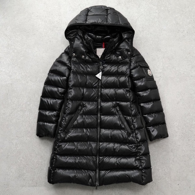 MONCLER　キッズ用ダウン