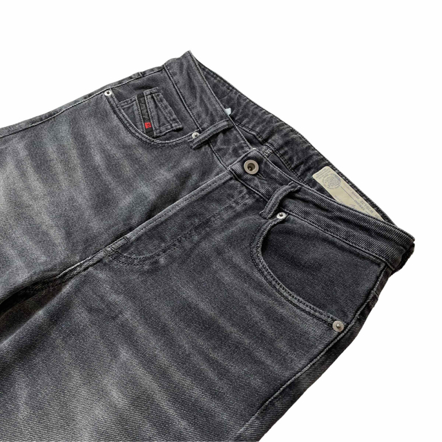 【新品】W25 L32 ディーゼル デニムジーンズ ダメージ ストレッチ 薄黒