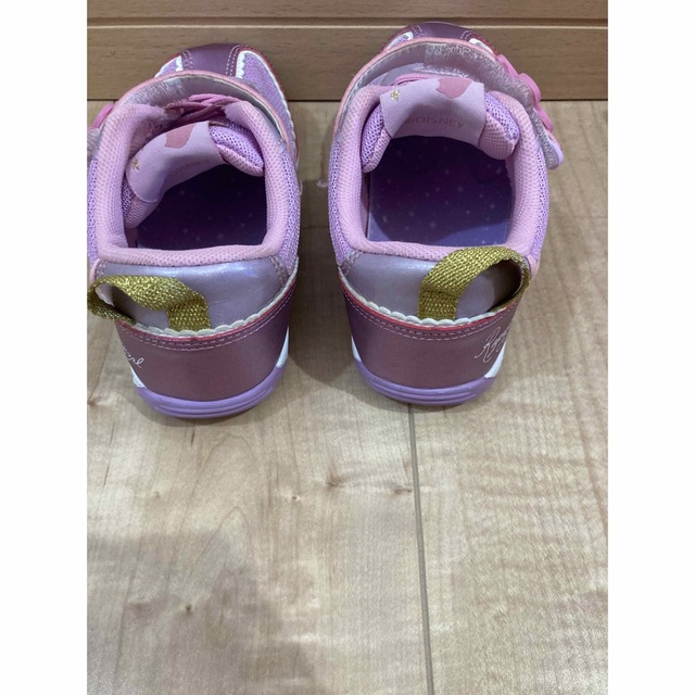 IFME(イフミー)のIFME Disney ラプンツェル 18センチ　子供靴 キッズ/ベビー/マタニティのキッズ靴/シューズ(15cm~)(スニーカー)の商品写真