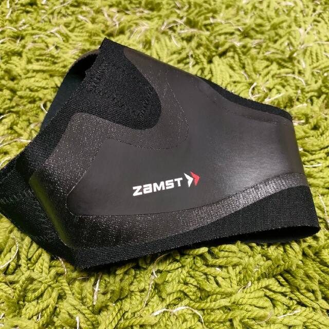 ZAMST(ザムスト)のザムスト(ZAMST)　フイルミスタ　足首用　左　Mサイズ　美品 スポーツ/アウトドアのサッカー/フットサル(その他)の商品写真