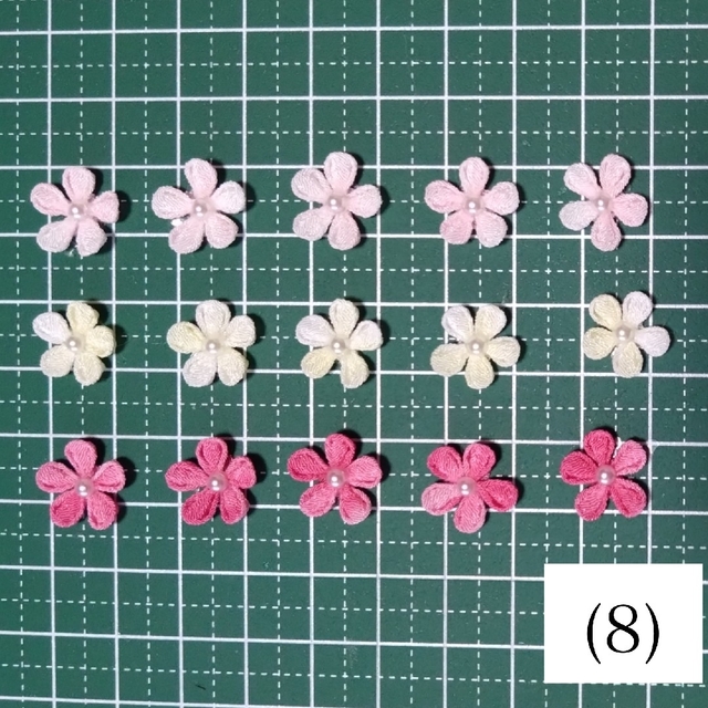 (8)つまみ細工　花のパーツ　小さいサイズ