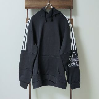 アディダス(adidas)の【新品】adidas　パーカー　トレフォイルロゴ　刺繍(パーカー)