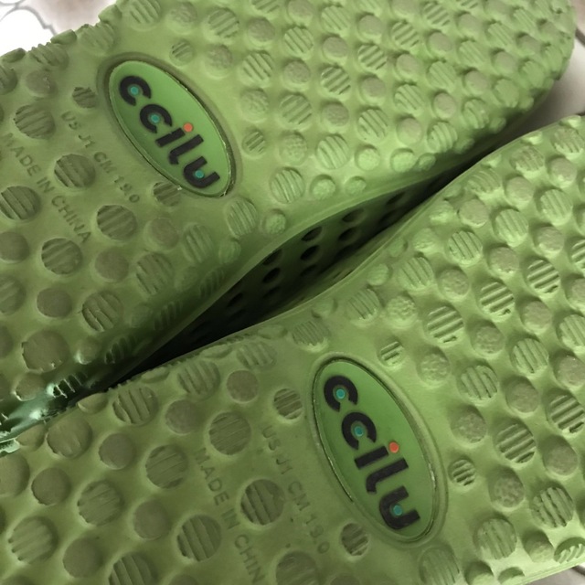 ccilu(チル)の19㎝　チル　ccilu キッズ　サンダル　グリーン×ブラック キッズ/ベビー/マタニティのキッズ靴/シューズ(15cm~)(サンダル)の商品写真
