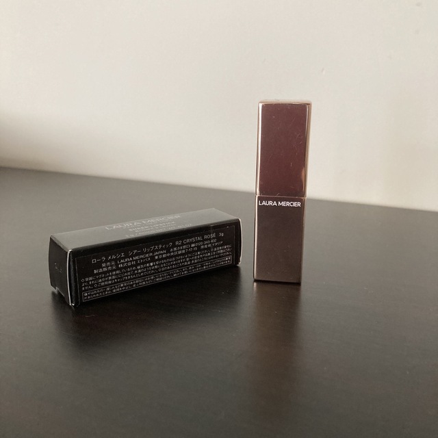 laura mercier(ローラメルシエ)のローラメルシエ　シアーリップスティック　R2 コスメ/美容のベースメイク/化粧品(口紅)の商品写真