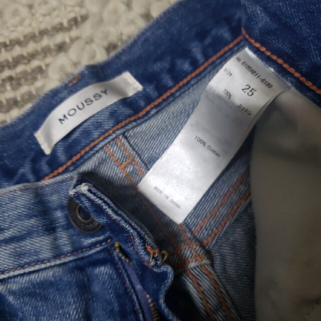 moussy(マウジー)のmoussy マウジー JW SELVEDGE WIDE TAPERED ブルー レディースのパンツ(デニム/ジーンズ)の商品写真