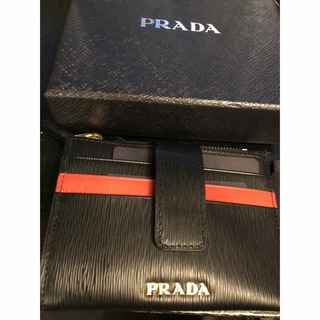 プラダ(PRADA)のPRADA カードケース　(コインケース)