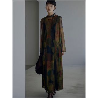 アメリヴィンテージ(Ameri VINTAGE)のUND GYPSUM ART DRESS(ロングドレス)