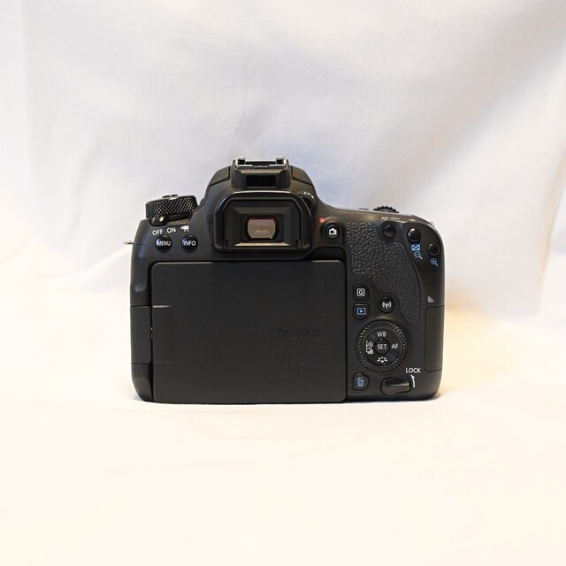 Canon EOS 9000D Wズームキット(すぐに使えるセット)