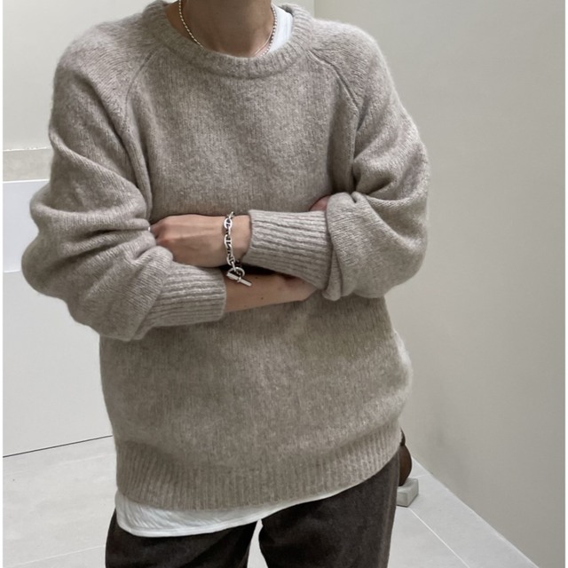 ARGUE(アギュー)のargue ALPACA YAK WOOL CLASSIC KNIT ベージュ レディースのトップス(ニット/セーター)の商品写真