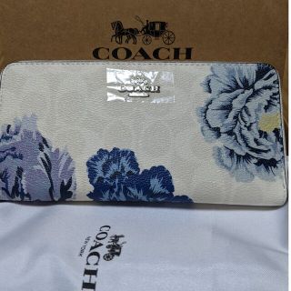 コーチ(COACH)のCOACH  長財布　白系シグネチャー　青い花柄模様(財布)