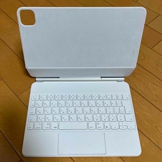 アップル(Apple)のiPad Magic keyboard（マジックキーボード）(iPadケース)