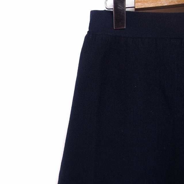 LEPSIM LOWRYS FARM(レプシィムローリーズファーム)のレプシィム ローリーズファーム フレアスカート ロング ニット 無地 シンプル レディースのスカート(ロングスカート)の商品写真