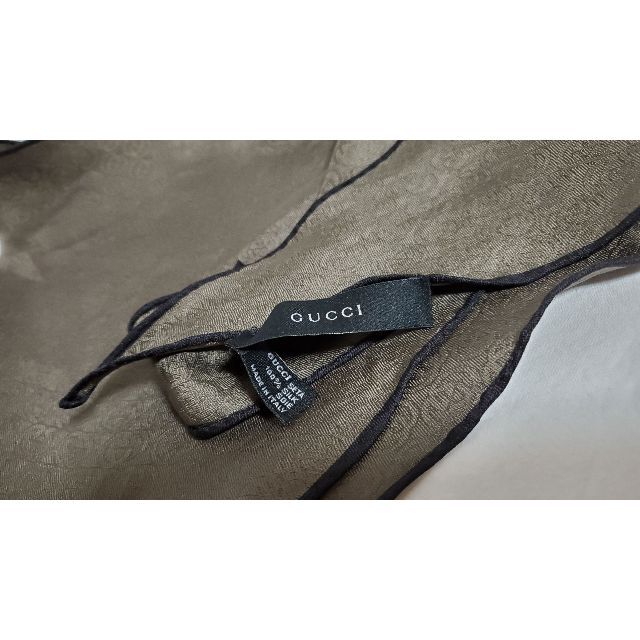 Gucci(グッチ)の正規美 レア グッチ グラデーションロゴ マイクロGG シルクスカーフ ストール レディースのファッション小物(バンダナ/スカーフ)の商品写真
