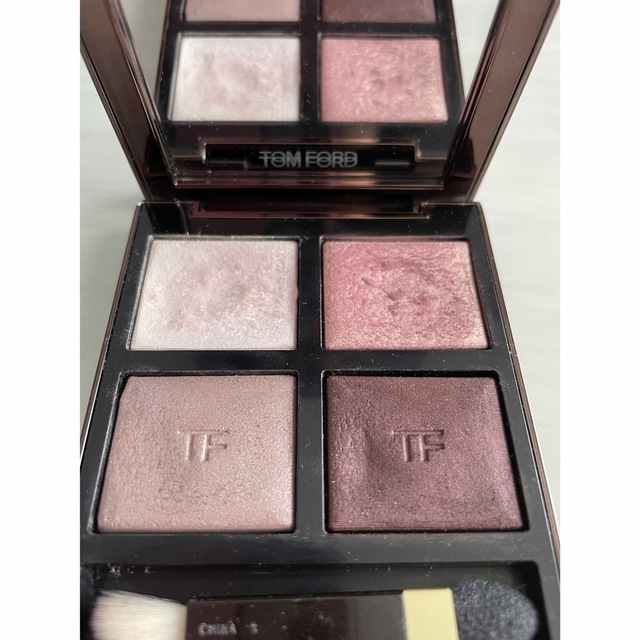 TOM FORD - トム フォード ビューティ アイ カラー クォード 27A