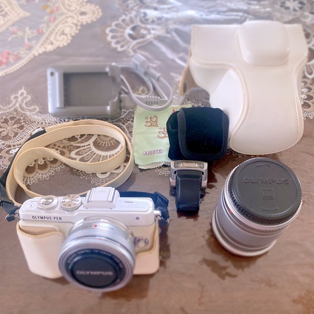 OLYMPUS pen E−PL7 ダブルレンズキット ミラーレス一眼 pa-parepare.go.id