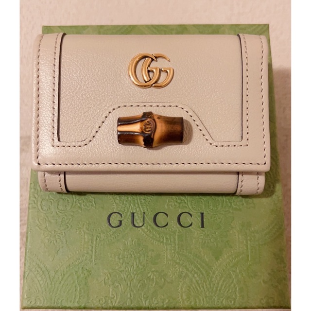 超ポイントバック祭】 Gucci ダイアナミディアムウォレット 未使用