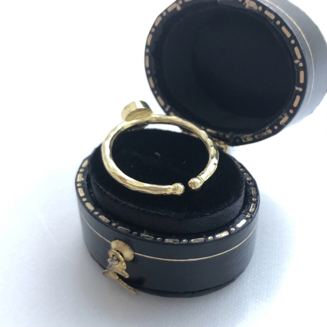 2点リング【10月誕生石】宝石質ブラックオパールリング　フリーサイズ  ハンドメイドのアクセサリー(リング)の商品写真