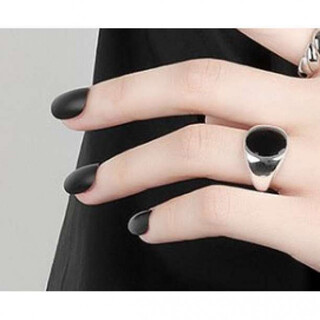 韓国　ブラックリング　シルバー　メンズ　指輪　アクセサリー(リング(指輪))