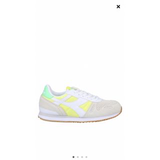 ディアドラ(DIADORA)のディアドラ DIADRA 　スニーカー　レディース 23.5 新品　白(スニーカー)