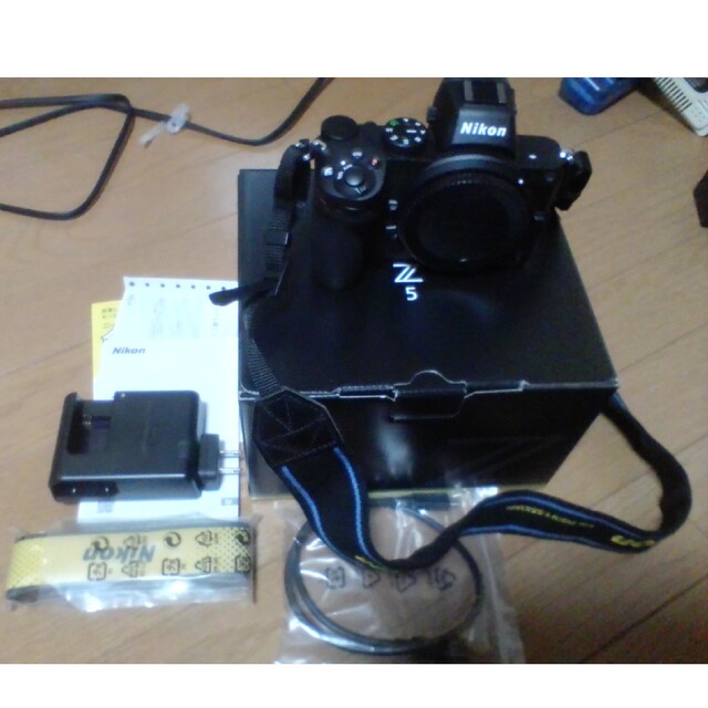 ショット数17回 XQD120GB付 Nikon Z6 24-70mm