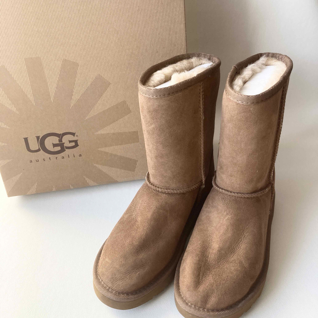 新品未使用】UGG CLASSIC SHORT ムートンブーツ 23cm - ブーツ