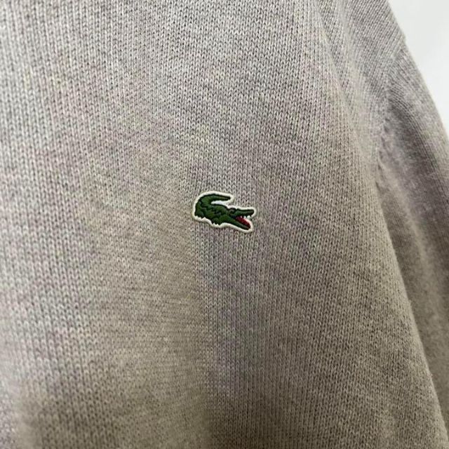 LACOSTE(ラコステ)のLACOSTEラコステVネックセーター　ニット　オーバーサイズ　ワンポイント古着 メンズのトップス(ニット/セーター)の商品写真