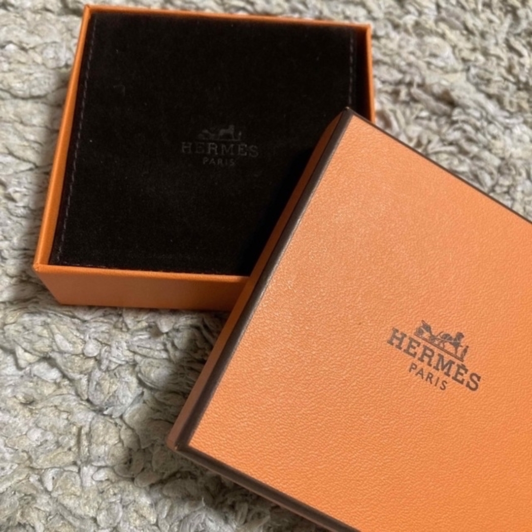 Hermes(エルメス)のエルメス　プティH　新品 レディースのファッション小物(キーホルダー)の商品写真