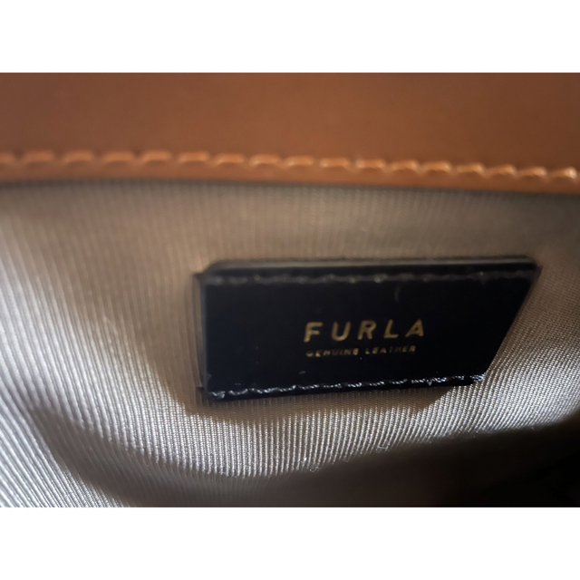 FURLA ブラウン鞄