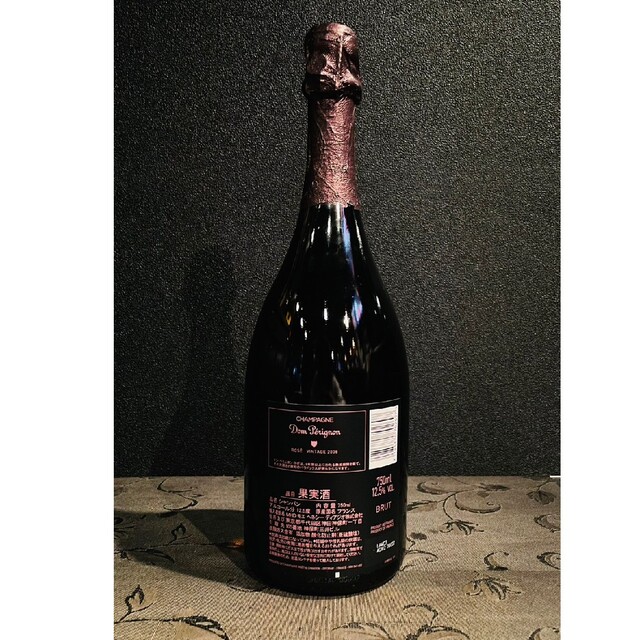 Dom Pérignon(ドンペリニヨン)の《光るシャンパン》ドン・ペリニヨン ルミナス ロゼ 750㎖ 食品/飲料/酒の酒(シャンパン/スパークリングワイン)の商品写真