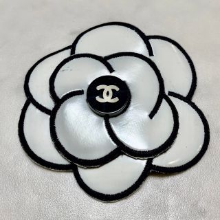 シャネル(CHANEL)のCHANEL シャネル カメリア ブローチ(ブローチ/コサージュ)